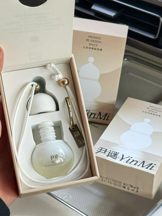 :不是车旧是上车那股味让人直皱眉!pg电子免费模拟器开车最掉价的瞬间(图11) :不是车旧是上车那股味让人直皱眉!pg电子免费模拟器开车最掉价的瞬间(图11)