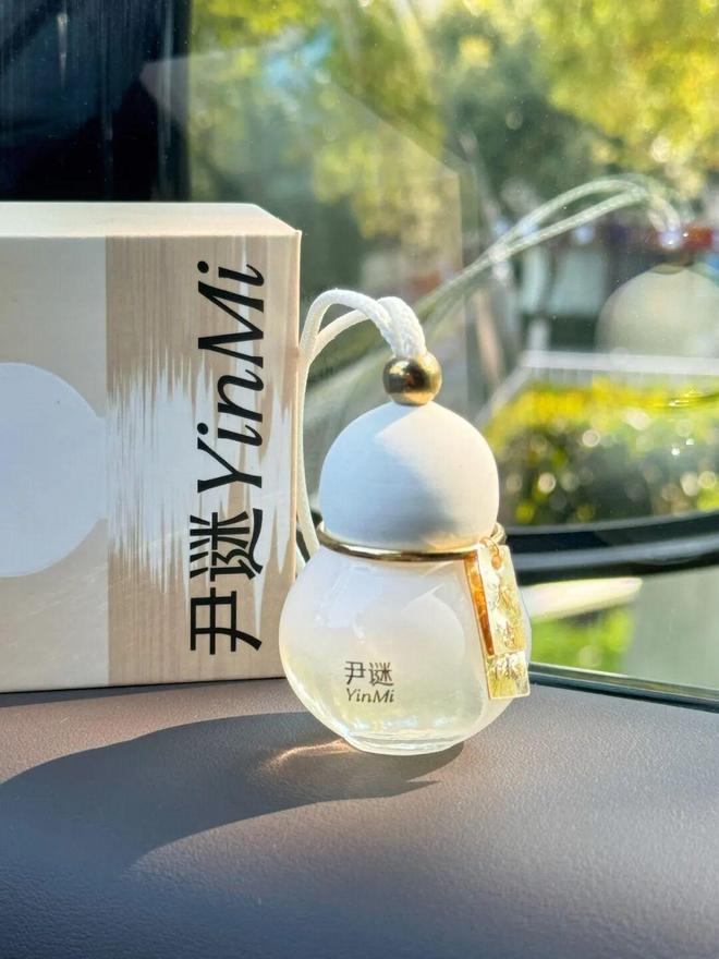 :不是车旧是上车那股味让人直皱眉!pg电子免费模拟器开车最掉价的瞬间(图5) :不是车旧是上车那股味让人直皱眉!pg电子免费模拟器开车最掉价的瞬间(图5)